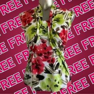 FREE 💟🇨🇦💎Vintage Floral Short  Sleeve Top